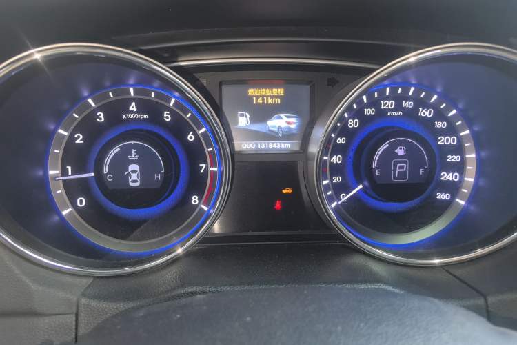 Used Hyundai Sonata 2013 2.4L Automatic Leading Edition China IV Standard Odometer Close Up