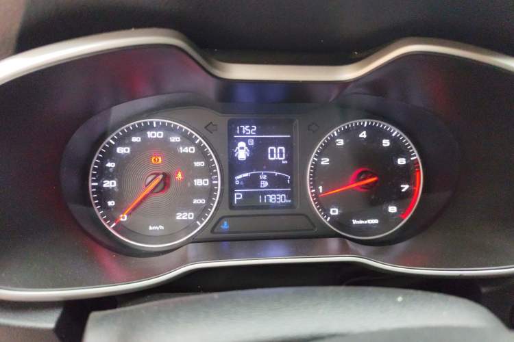 Used MG ZS 2017 1.5L Automatic Luxury Edition