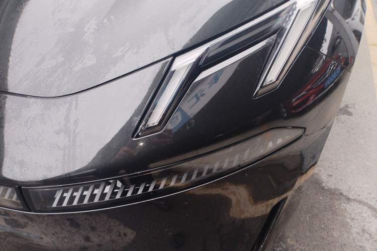 Used Lynk & Co 07 2024 EM-P 126 Long-Range Halo Left Front Headlight