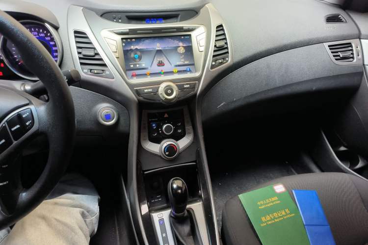 Used Hyundai Elantra (5th Generation / Langdong) 2016 1.6L Automatic Prestige Model