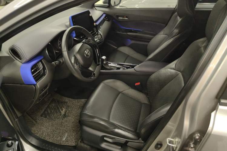 Used Toyota IZOA 2018 2.0L Yichi Edition China V Standard Left Front Seat