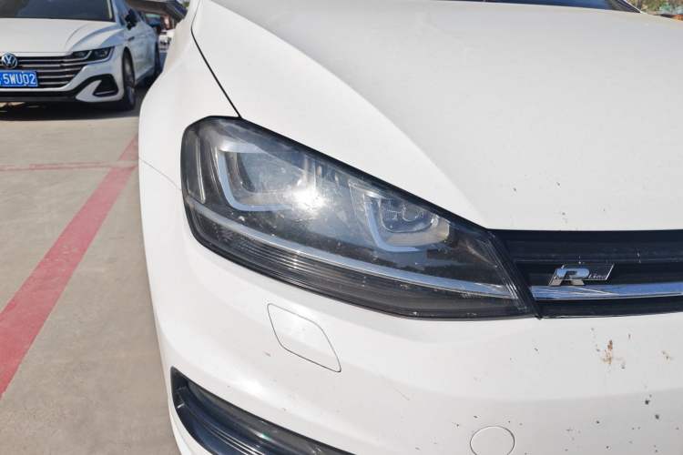 Used Volkswagen Golf 2015 1.4TSI Automatic R-Line Right Front Headlight