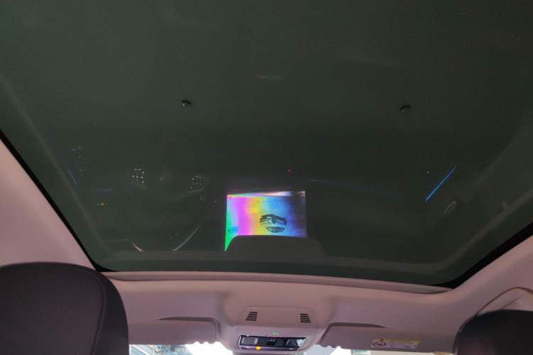 Used Volkswagen ID.7 VIZZION 2024 AIR model Headliner