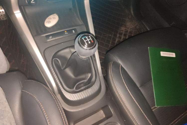 Used BYD Yuan 2016 1.5L Manual Luxury Model Gear Lever