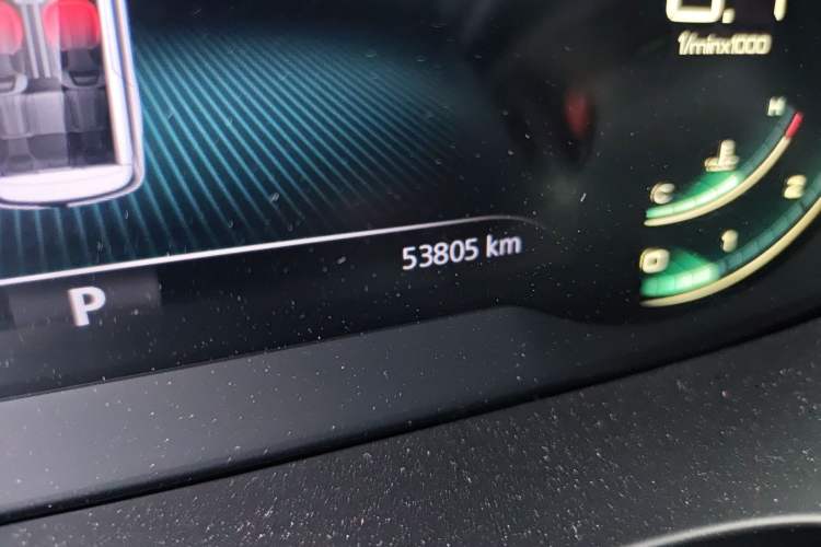 Used Roewe iMAX8 2021 400TGI Supreme Series Lu Zun Edition