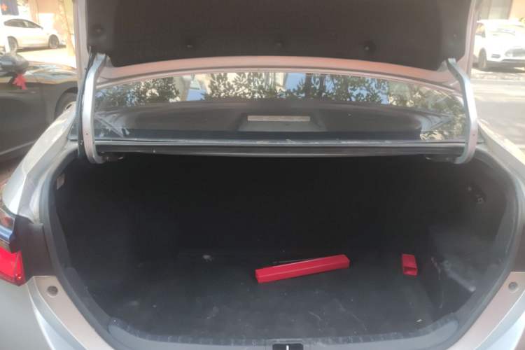 Used Toyota Corolla Hybrid E+ 2019 1.8L E-CVT Leading Edition Trunk