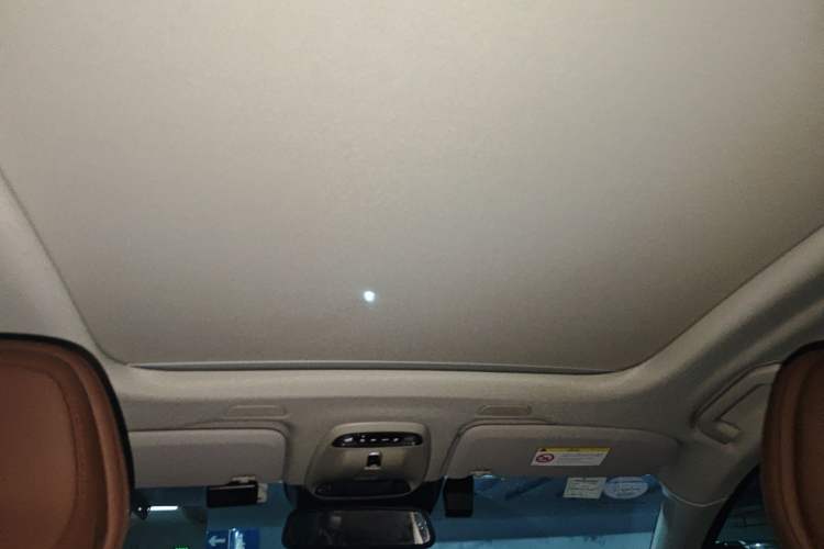 Used Volvo XC60 2019 T5 4x4 Smart Edition China VI Standard