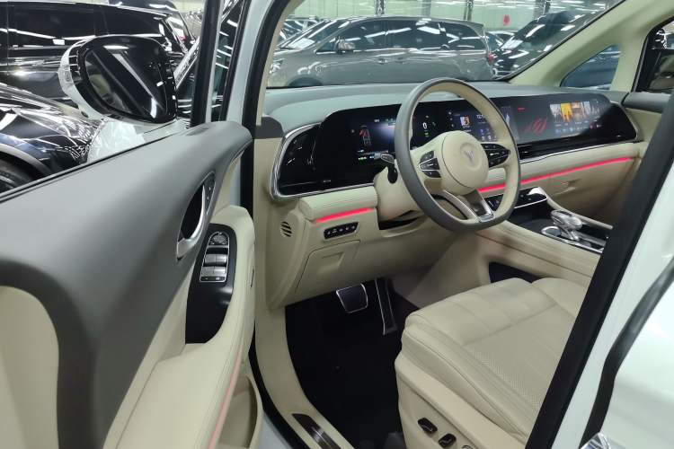 Used VOYAH Dream 2022 Low-Carbon Edition Plus Intelligent Driving Package