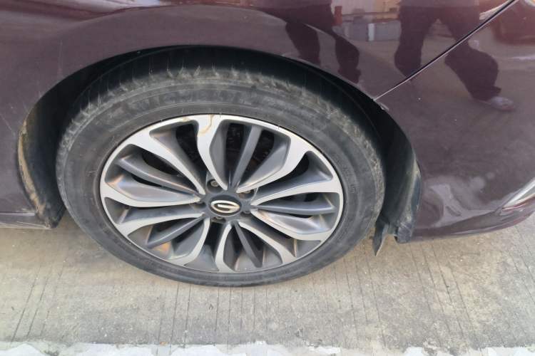 Used GAC Trumpchi GA6 2016 235T DCT Luxury Edition Right Front Wheel Hub