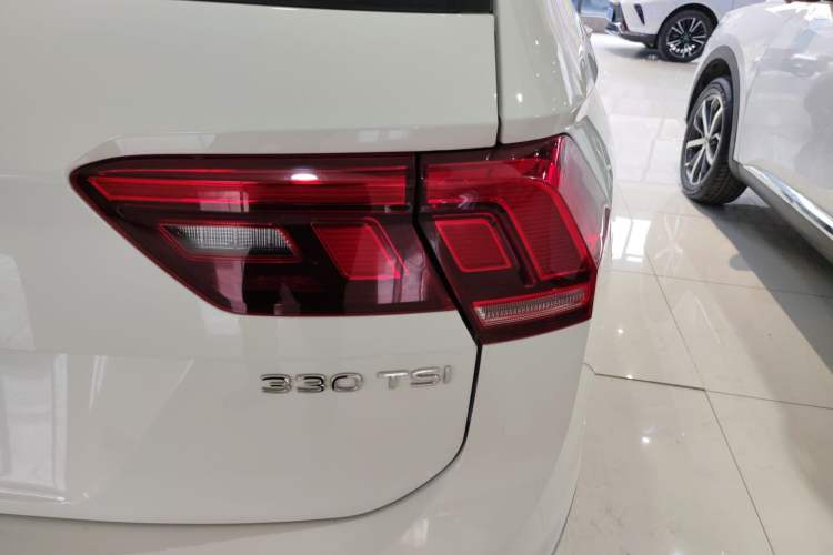 Used Volkswagen Tiguan L 2021 330TSI Automatic Two-Wheel Drive Smart Edition
