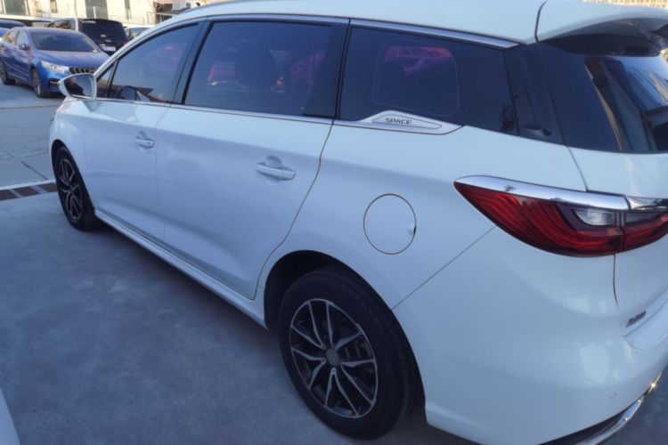 Used BYD Song MAX 2017 1.5T Automatic Smart Connect Elite 7-Seater