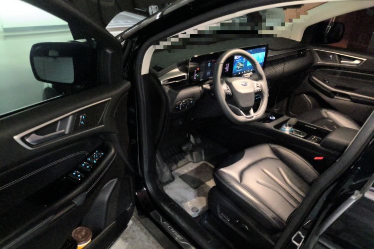 Used Ford Edge 2022 PLUS EcoBoost 245 Four-Wheel Drive Platinum Edition 7-Seater