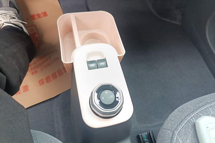 Used Geely Galaxy Panda 2023 Panda Mini 200km Endurance Bear