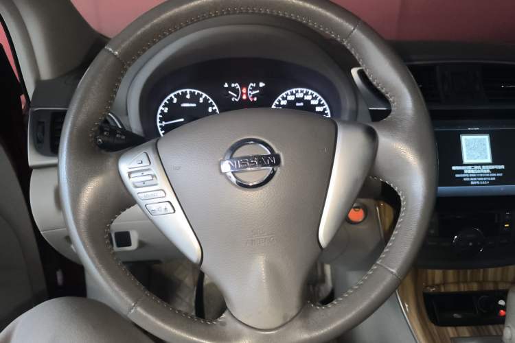 Used Nissan Sylphy 2014 1.6XV CVT Deluxe Edition