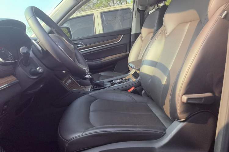 Used Roewe RX8 2018 30T Smart Connectivity Four-Wheel Drive Flagship Edition Left Front Seat