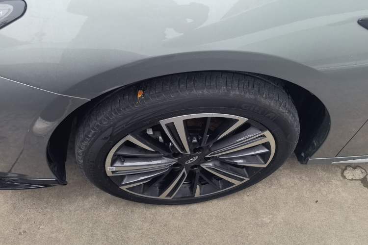 Used Chery Arrizo 8 2024 1.6T DCT Rui Left Front Wheel Hub