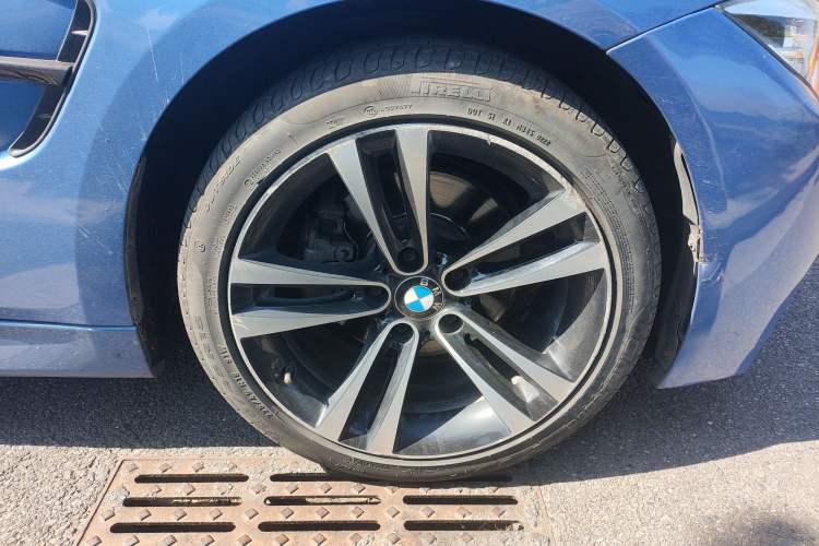Used BMW 3 Series 2019 320Li M Sport Package Right Front Wheel Hub