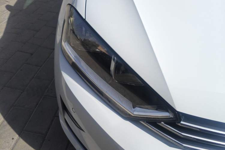 Used Volkswagen Golf Sportsvan 2016 230TSI Automatic Trend Edition
