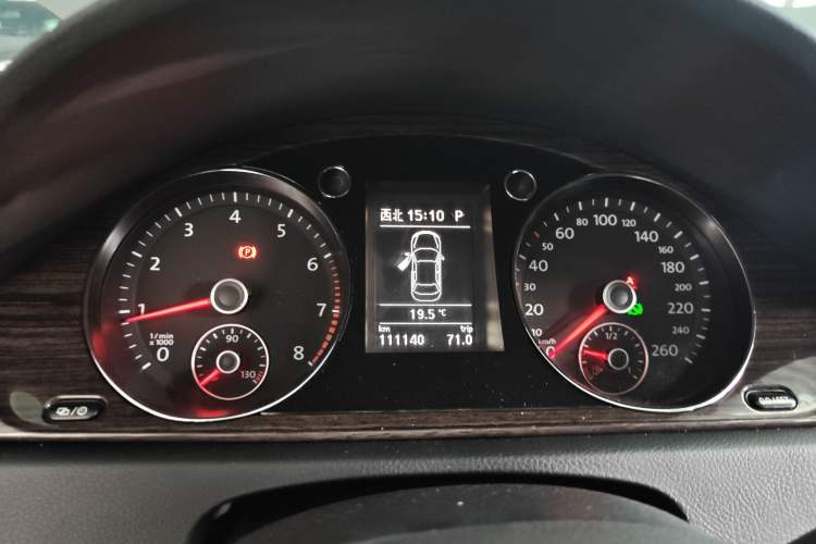 Used Volkswagen Magotan 2013 2.0 TSI Prestige Model
