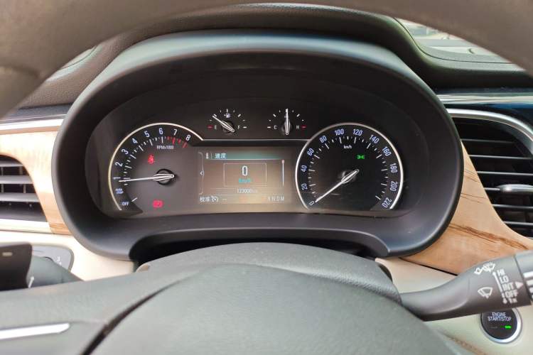 Used Buick GL8 2018 28T Luxury Model China VI Standard Instrument Cluster