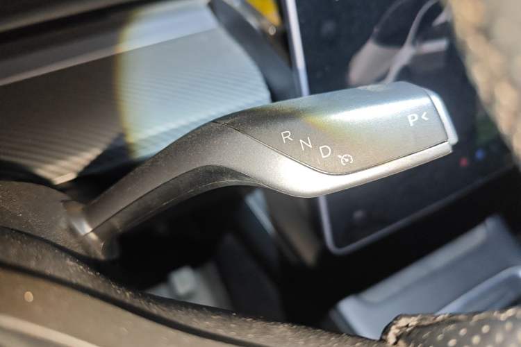 Used Tesla Model Y 2021 Long-Range All-Wheel-Drive Version