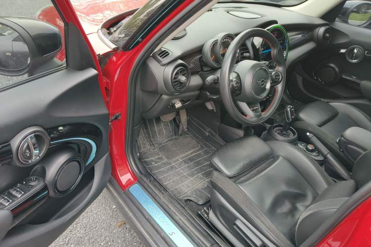 Used MINI 2019 2.0T COOPER S Classic Edition Five-Door Model