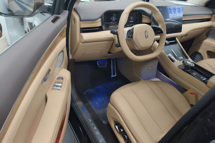 Used Hima AITO M7 2024 1.5T Intelligent Driving Rear-Drive Pro Version 5 Seats
