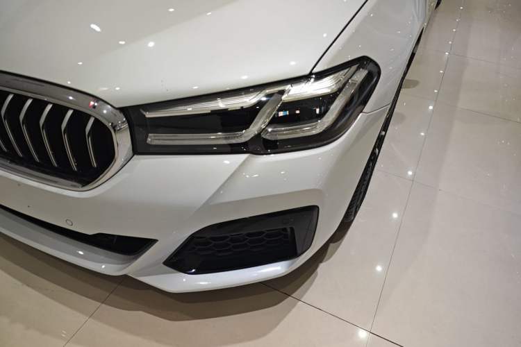 Used BMW 5 Series New Energy 2021 535Le Pioneer Edition M Sport Package Left Front Headlight