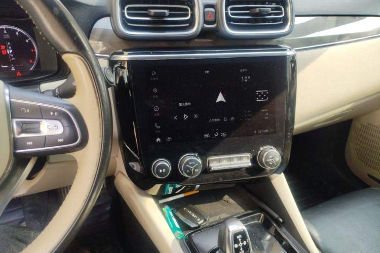 Used Lynk & Co 02 2018 1.5T DCT Two-Wheel Drive Zhaopu Version China V Standard