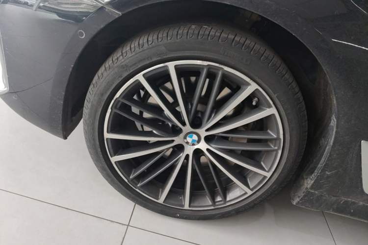 Used BMW 5 Series 2022 Restyled 530Li Leading Edition M Sport Package