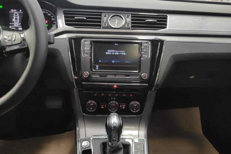 Used Volkswagen Passat 2017 280TSI DSG Luxury Edition