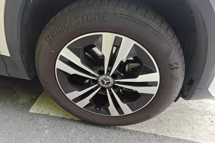 Used Mercedes-Benz GLA 2022 Facelifted GLA 200 Right Front Wheel Hub