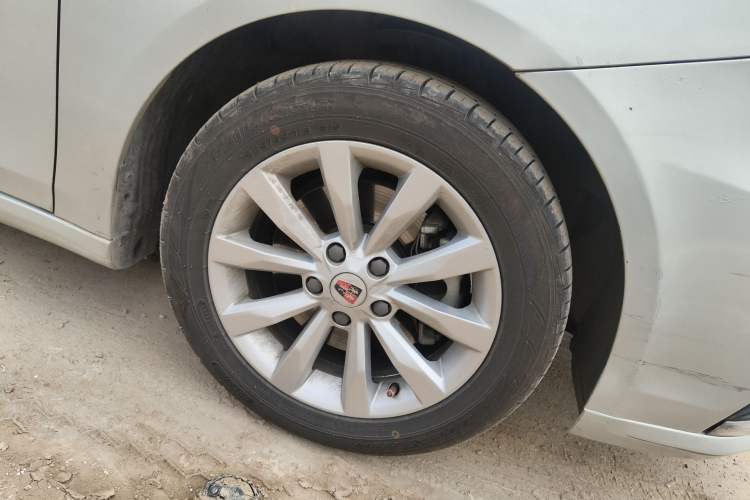 Used Roewe i6 New Energy 2017 45T Hybrid Connect & Smart Enjoyment Edition
