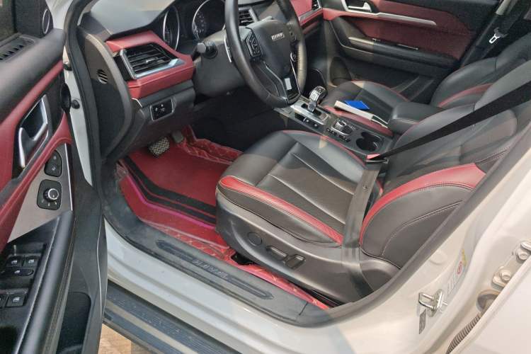 Used Haval H6 Coupe 2020 SmartConnect Edition 1.5T Automatic Two-Wheel Drive Luxury SmartConnect Model Driver Seat