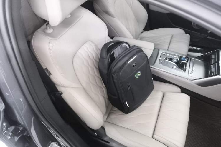 Used BYD Tang New Energy 2024 DM-i Glory Edition 112KM Flagship Model Right Front Seat