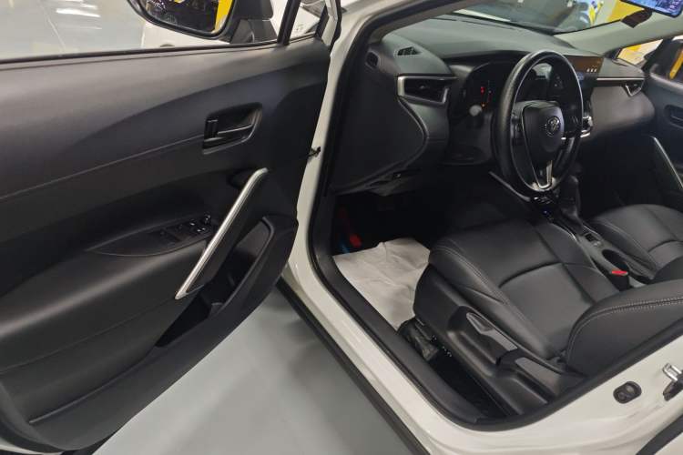 Used Toyota FRONTLANDER 2024 2.0L CVT Elite Edition