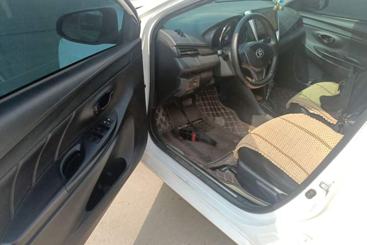 Used Toyota YARiS L Zhi Xuan 2016 Revised 1.5E CVT Charming Edition