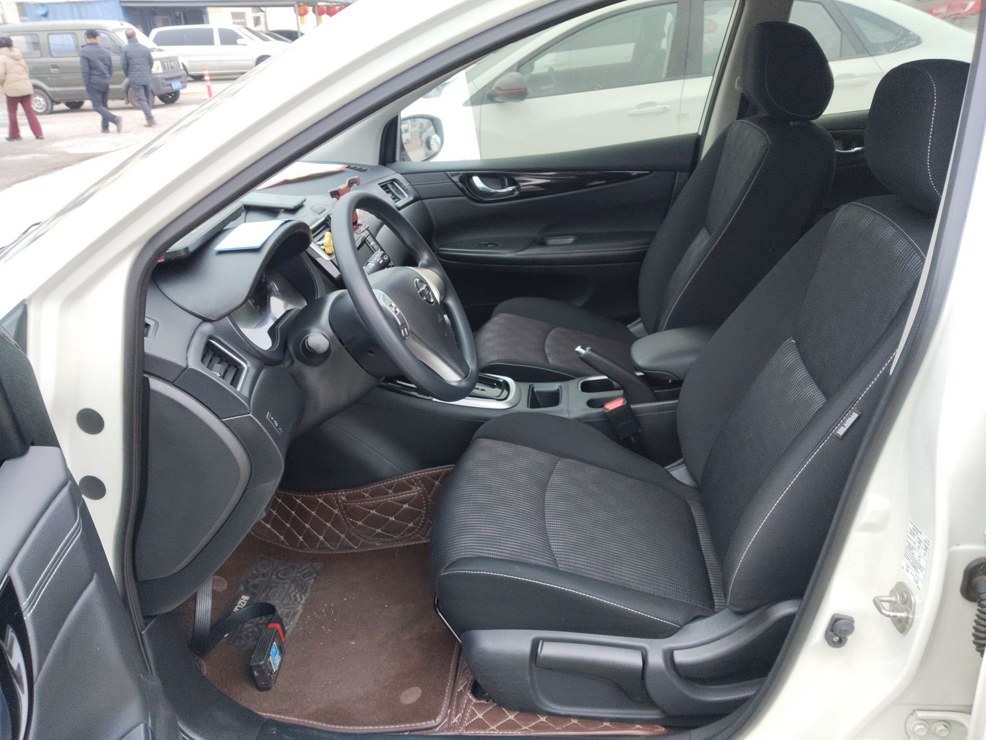Interior delantero