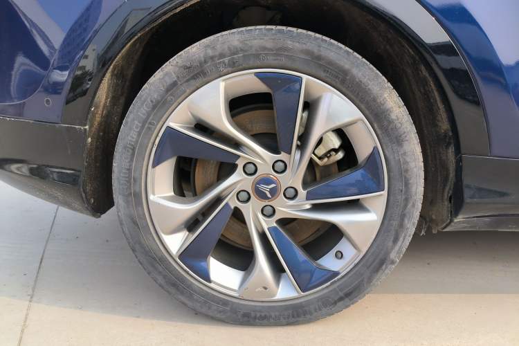 Used VOYAH FREE 2021 Four-Wheel Drive Standard Range-Extended Exclusive Luxury Package Exterior 8