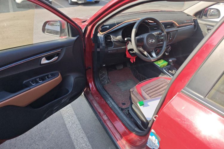 Used Kia KX Cross 2017 1.4L AT GLS