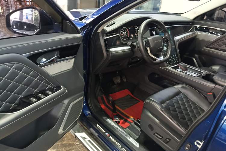 Used Venucia Star 2020 260T Automatic 48V Mild Hybrid Turbocharged Starry Edition
