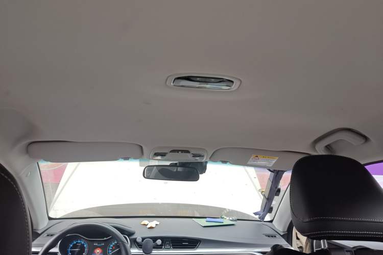 Used Geely Auto Emgrand 2019 Leading Edition 1.5L CVT Luxury Model China V Standard
