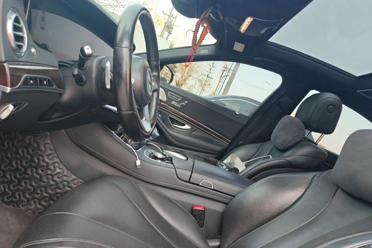 Used Mercedes-Benz S-Class 2018 S 320 L
