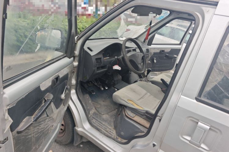 Used Wuling Rongguang 2011 1.2L Base Version