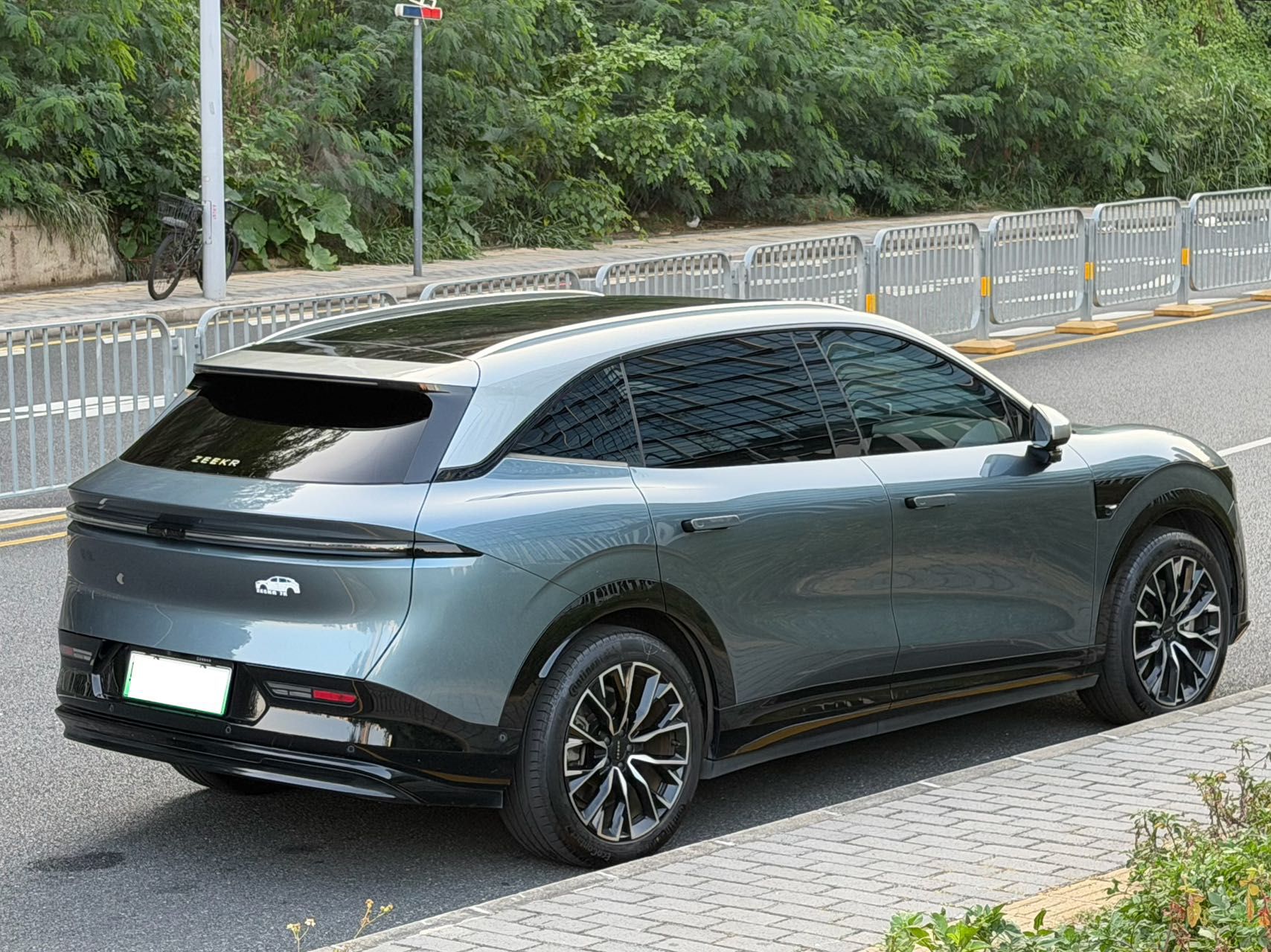 Zeekr 7X 2025 75 kWh Rear-Wheel Drive Intelligent Driving Version — снимка 6