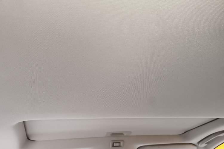 Used Infiniti QX60 2018 2.5 S/C Hybrid Two-Wheel-Drive Champion Family Edition Headliner