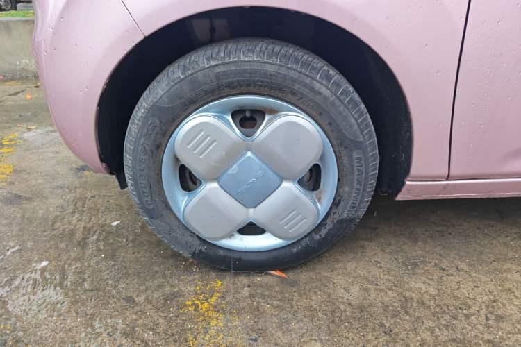 Used Geely Galaxy Panda 2024 Panda Mini 200km Endurance Bear
