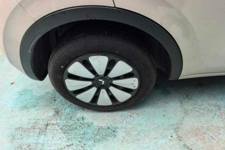 Used Wuling Bingo 2024 333 km Enjoyment Version
