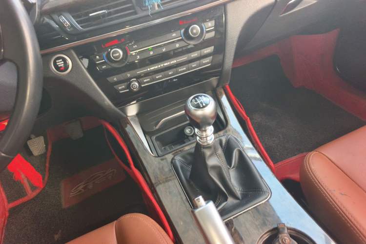 Used Hanteng X7 2016 1.5T Manual Luxury Version
