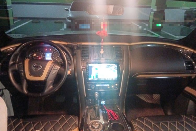 Used Nissan Patrol 2018 Y62 4.0 XE Middle East Center Console